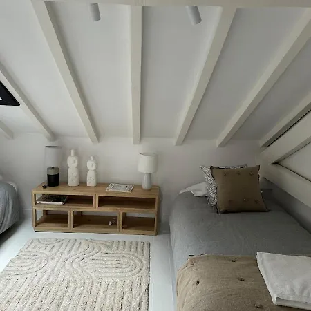 דירה Royal Barn Loft *