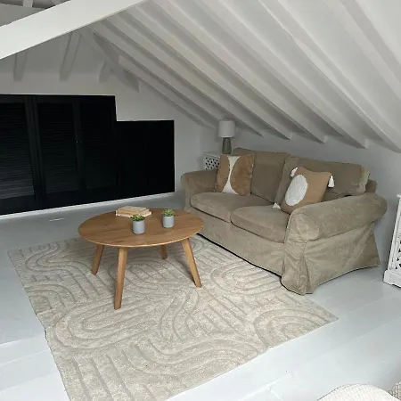 Royal Barn Loft דירה